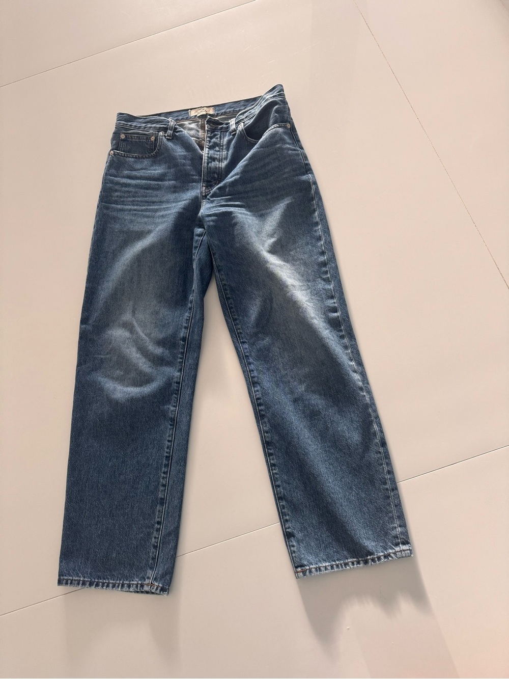 Madewell Low Slung Straight-Leg Midwash Women’s Jeans